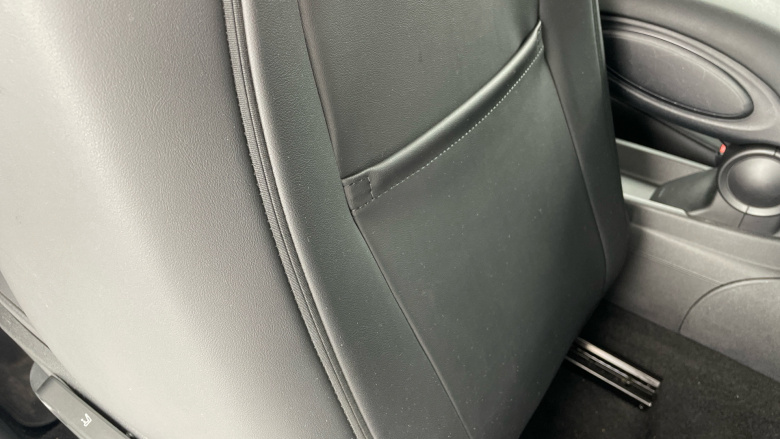 MINI Hatchback 135kW Cooper S Level 2 33kWh 3dr Auto Electric Hatchback